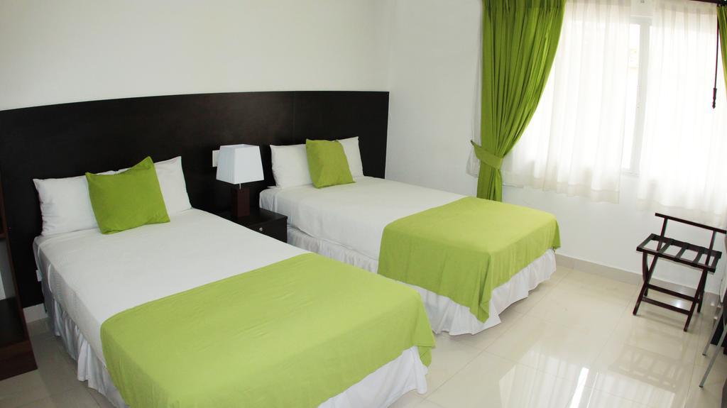 Az Hotel And Suites Panama  Extérieur photo