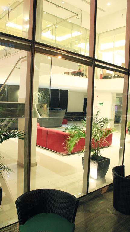 Az Hotel And Suites Panama  Extérieur photo