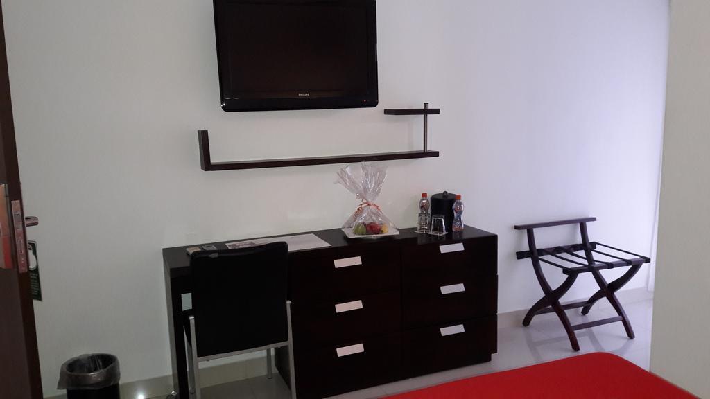 Az Hotel And Suites Panama  Extérieur photo