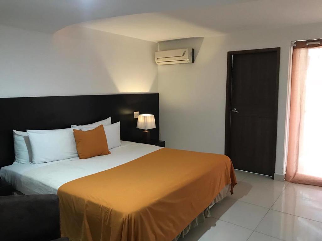 Az Hotel And Suites Panama  Extérieur photo
