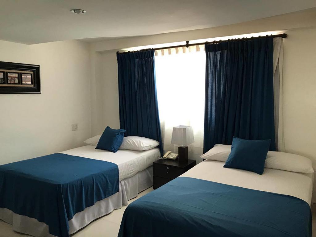 Az Hotel And Suites Panama  Extérieur photo