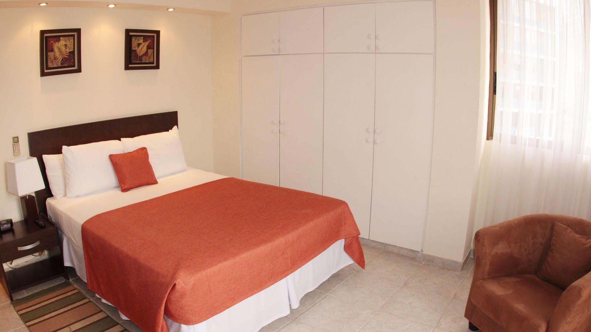 Az Hotel And Suites Panama  Extérieur photo