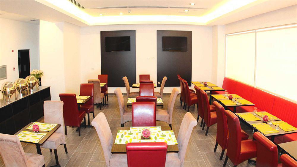 Az Hotel And Suites Panama  Extérieur photo