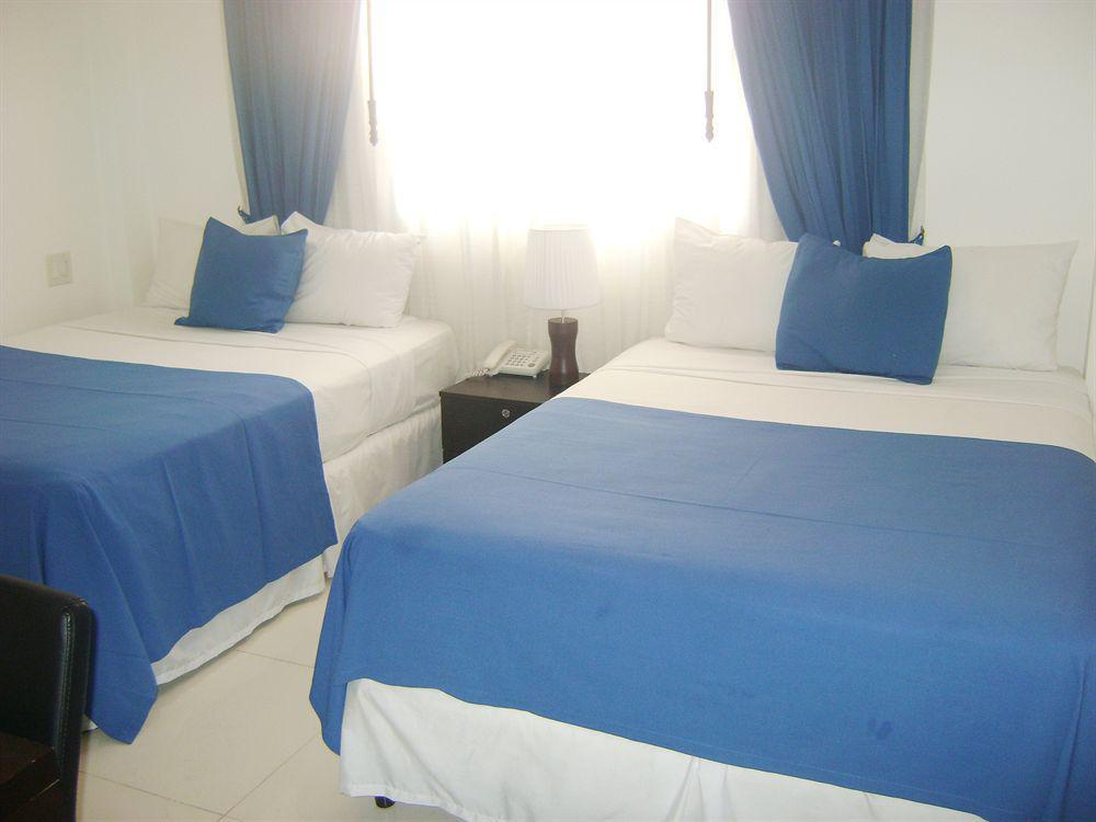 Az Hotel And Suites Panama  Extérieur photo